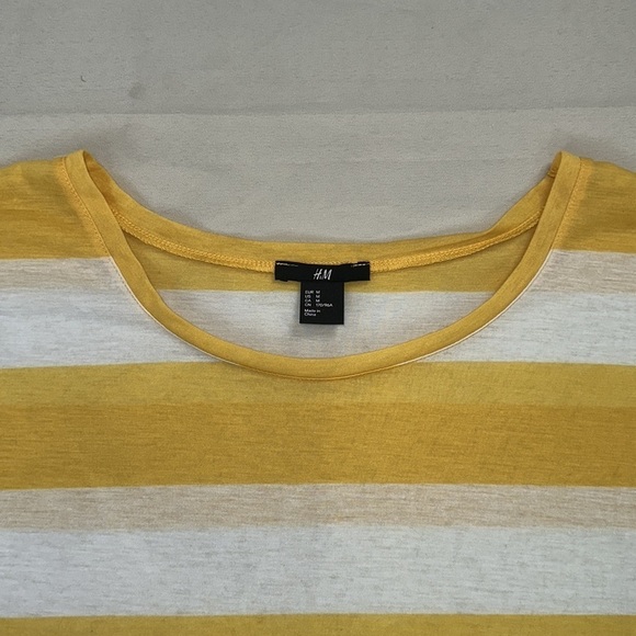 H&M Yellow and White Wide Striped Crop Top - Picture 6 of 12